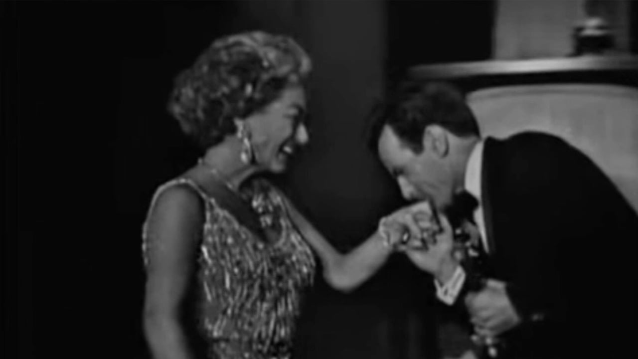 Joan Crawford Accepting Oscar on Ann Bancroft‘s behalf in 1963