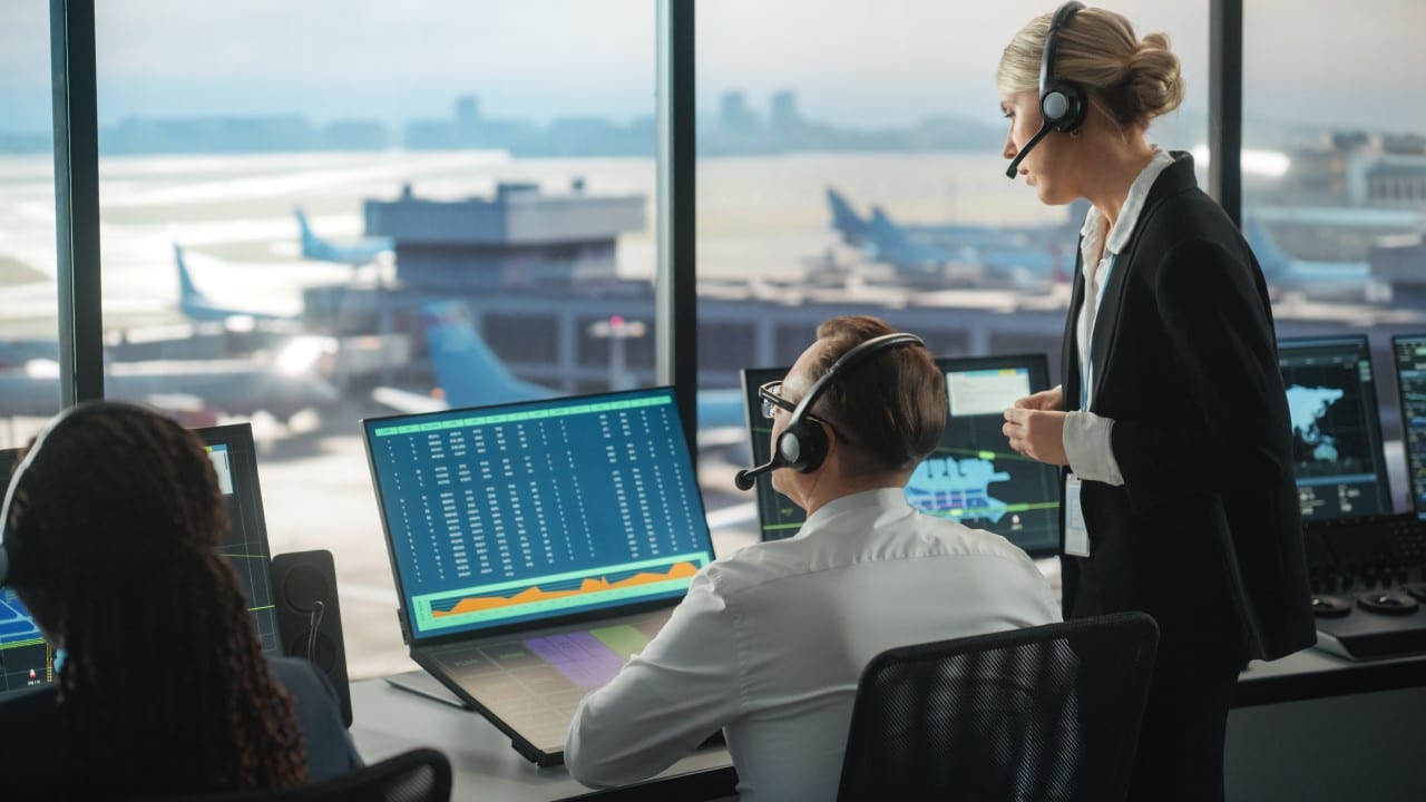 air traffic controller