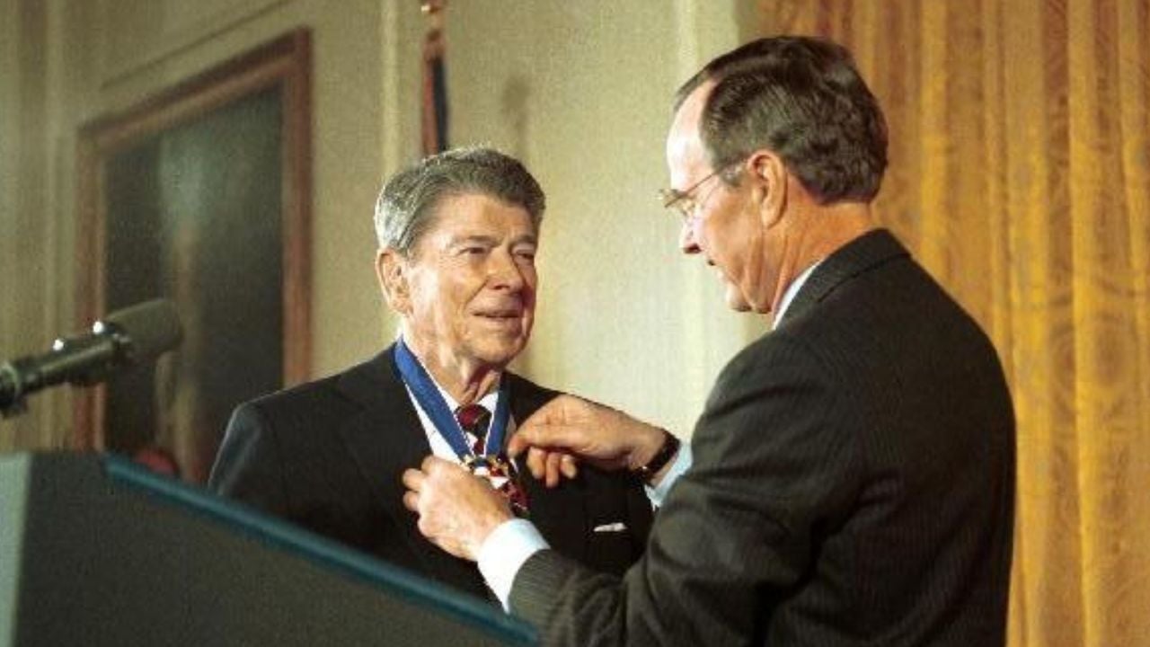 Ronald Reagan and George HW Bush