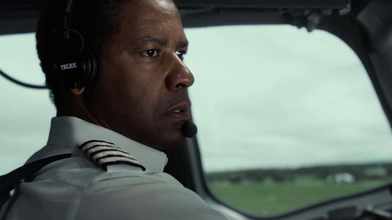 Denzel Washington in Flight (2012)