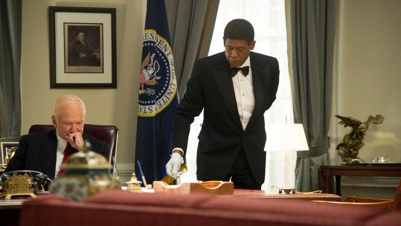Robin Williams and Forest Whitaker in The Butler (2013)