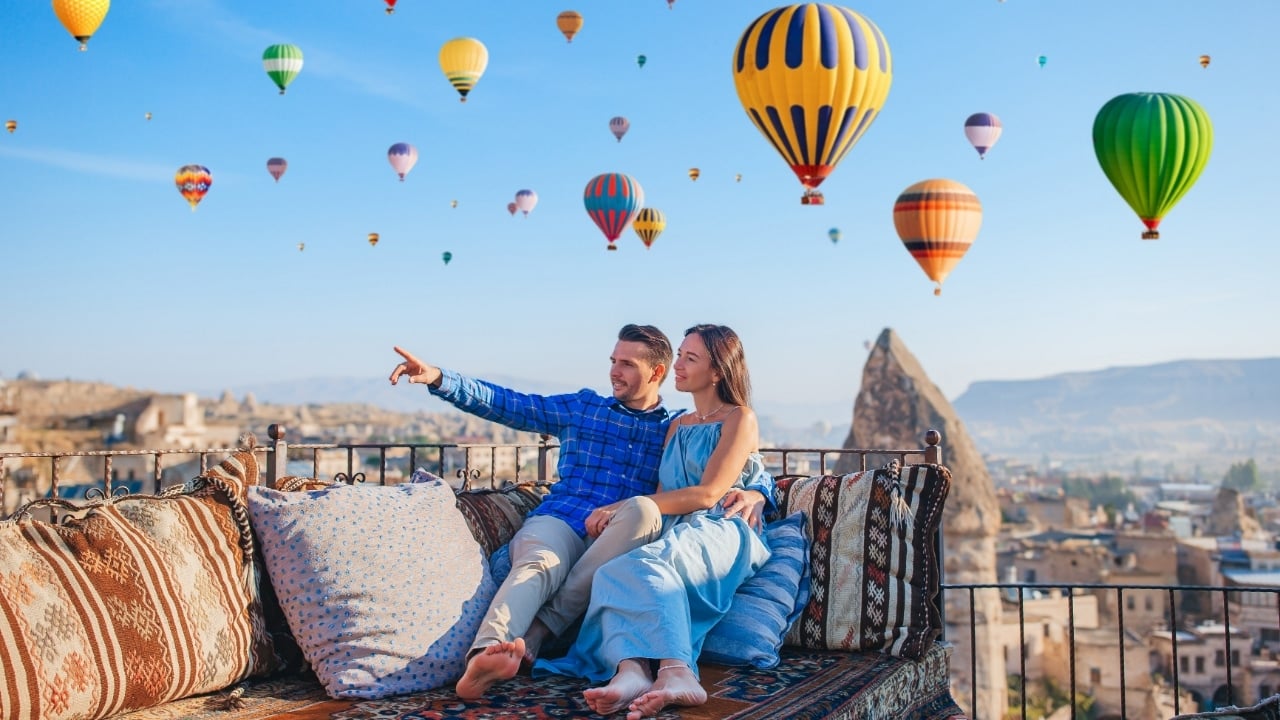 Turkey, hot air balloon, couple, woman, man, vacation